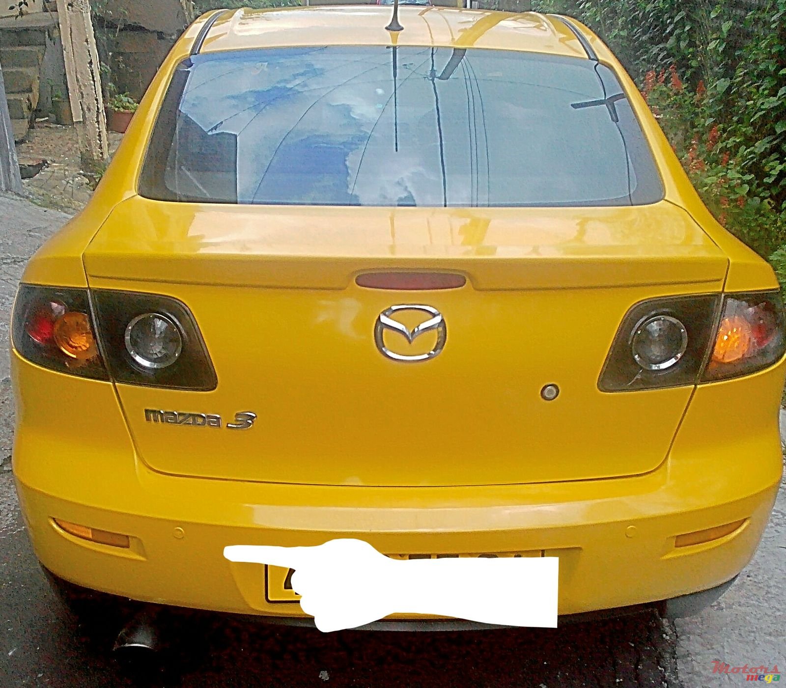 2004' Mazda 3 photo #2