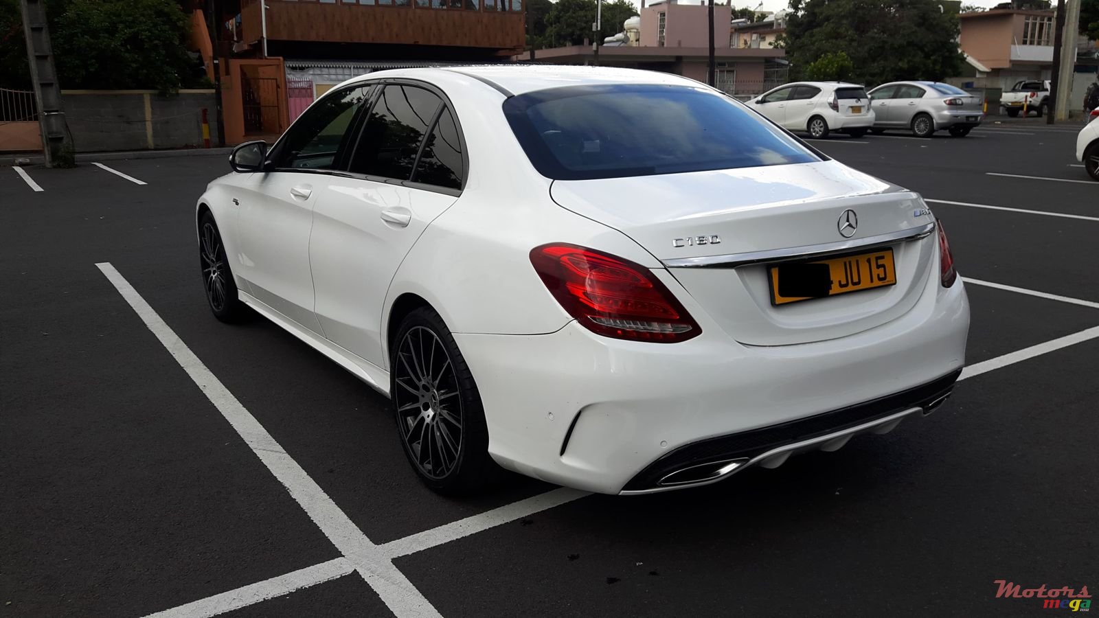 2015' Mercedes-Benz C-Class C180 AMG 2015 photo #3