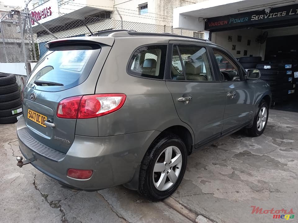 2006' Hyundai Santa Fe photo #5