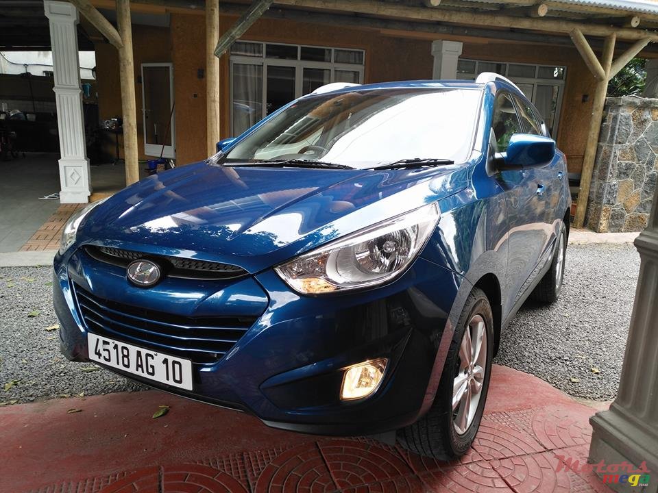 2010' Hyundai ix35 photo #2