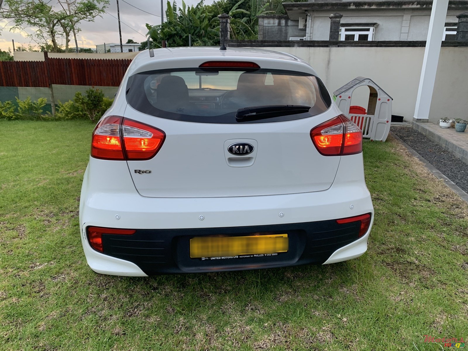 2017' Kia Rio photo #3