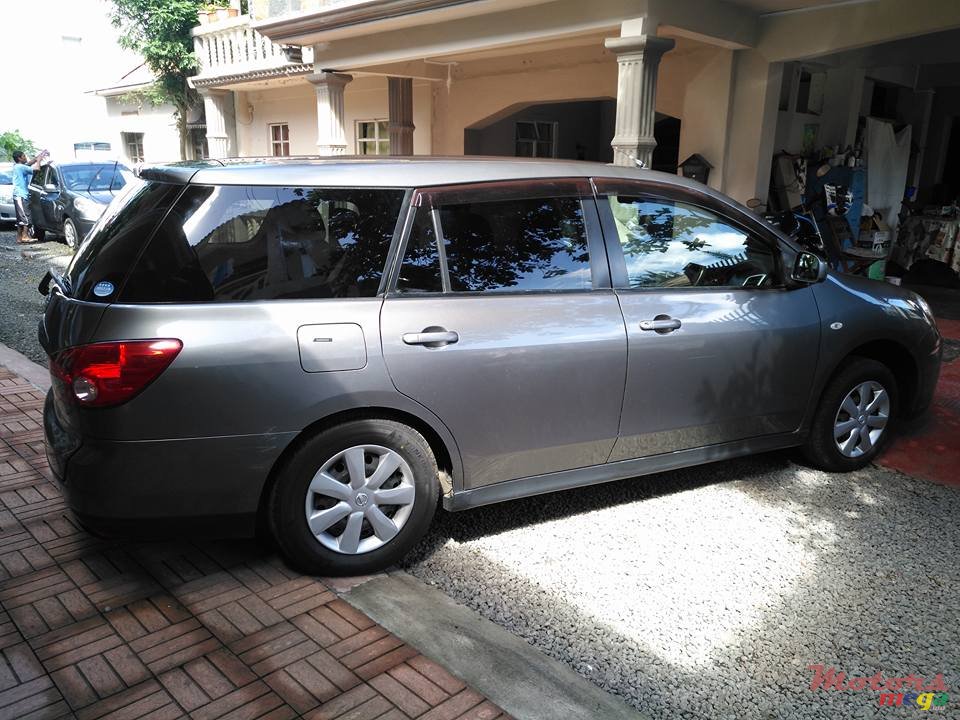 2012' Nissan Wingroad photo #4