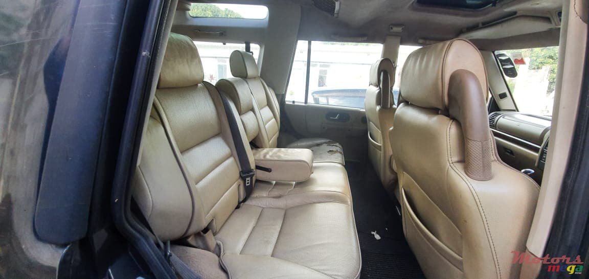 1999' Land Rover Discovery Series II photo #3