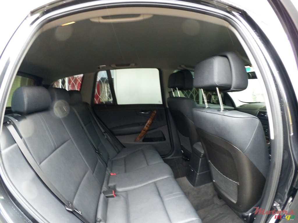 2010' BMW X3 Exclusive photo #4