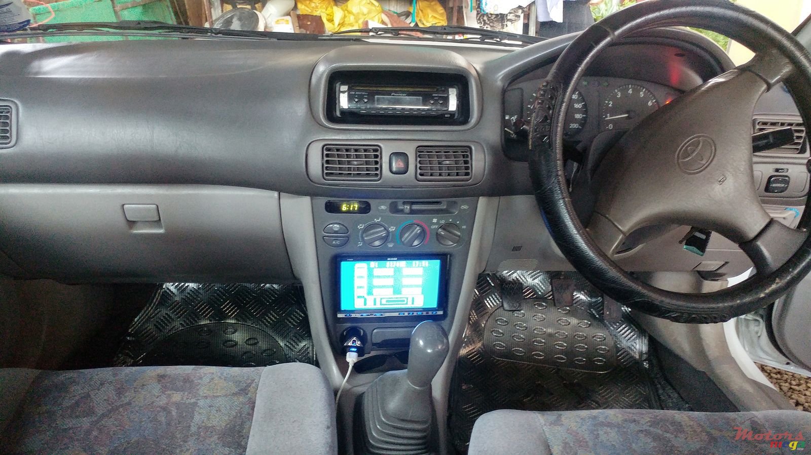 1998' Toyota Corolla photo #5