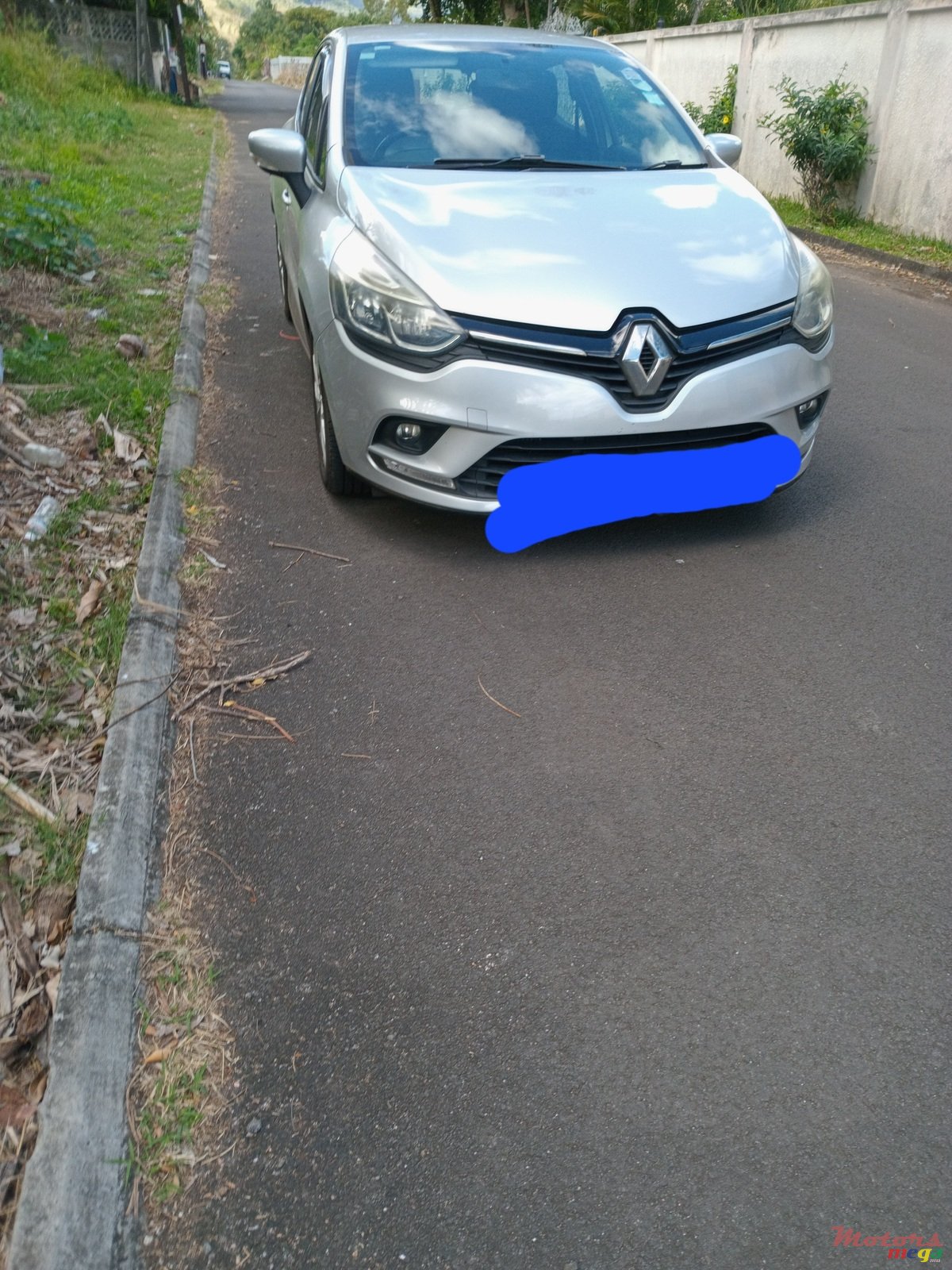 2017' Renault Clio photo #2