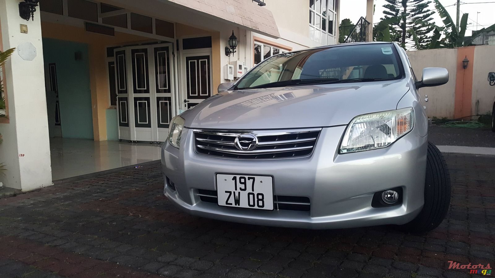 2008' Toyota Axio photo #1