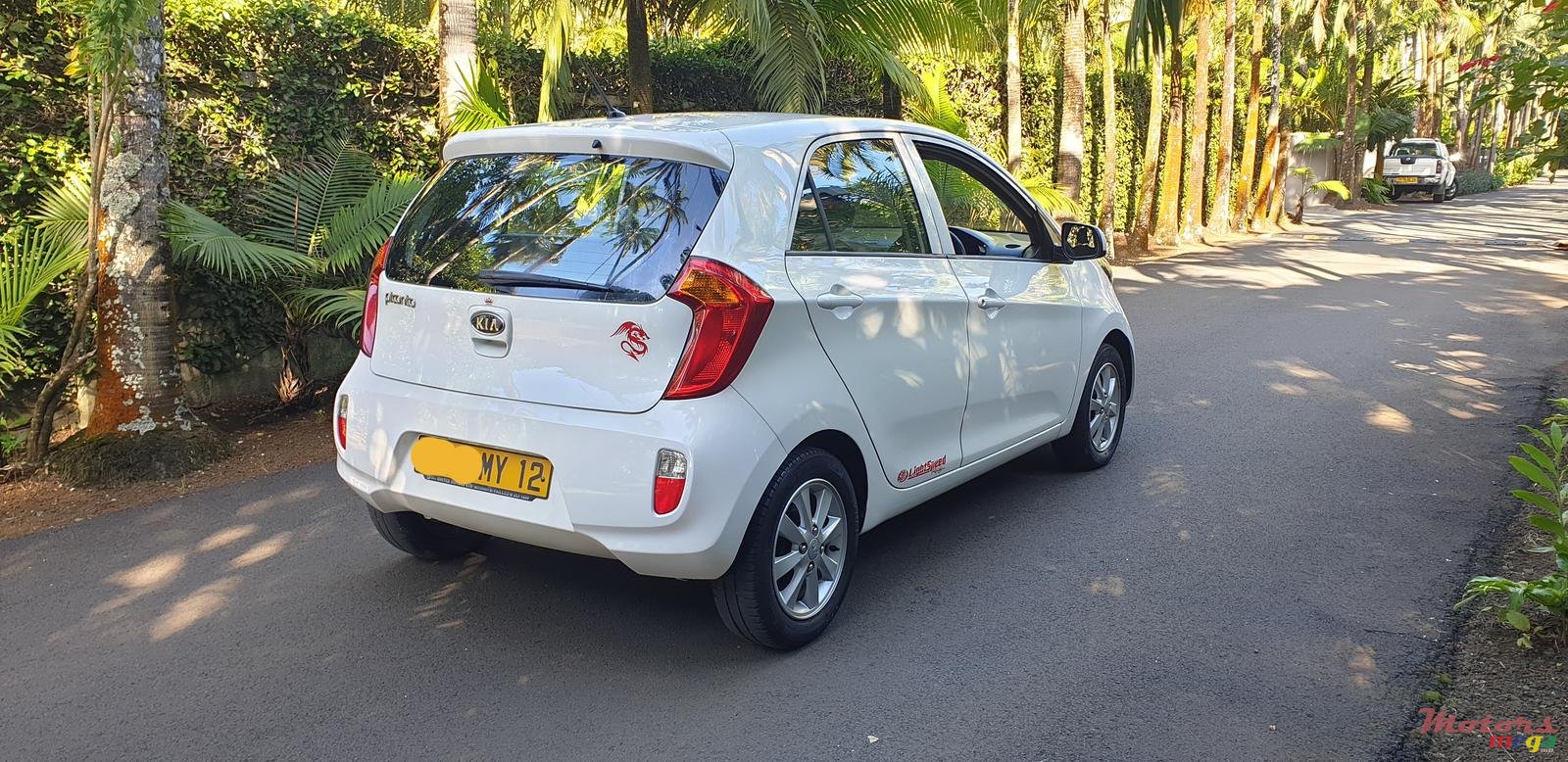 2012' Kia Picanto photo #4