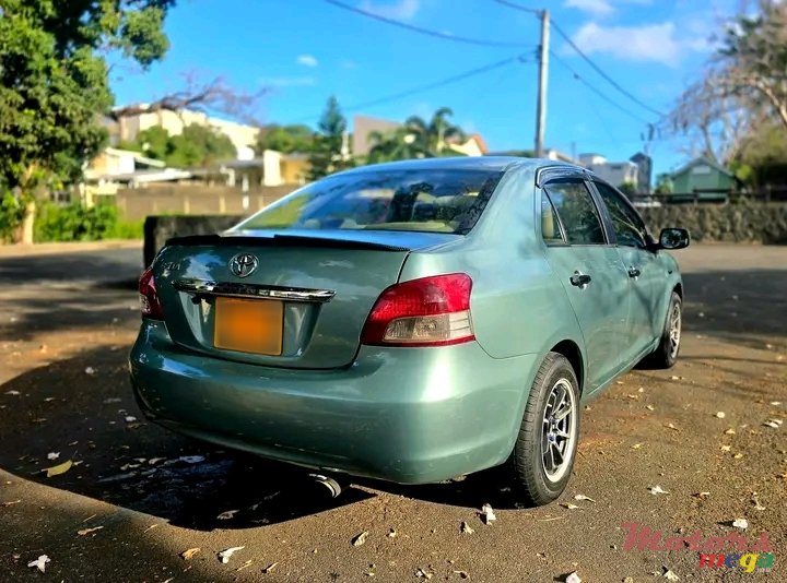 2006' Toyota Belta Grade G keyless photo #3