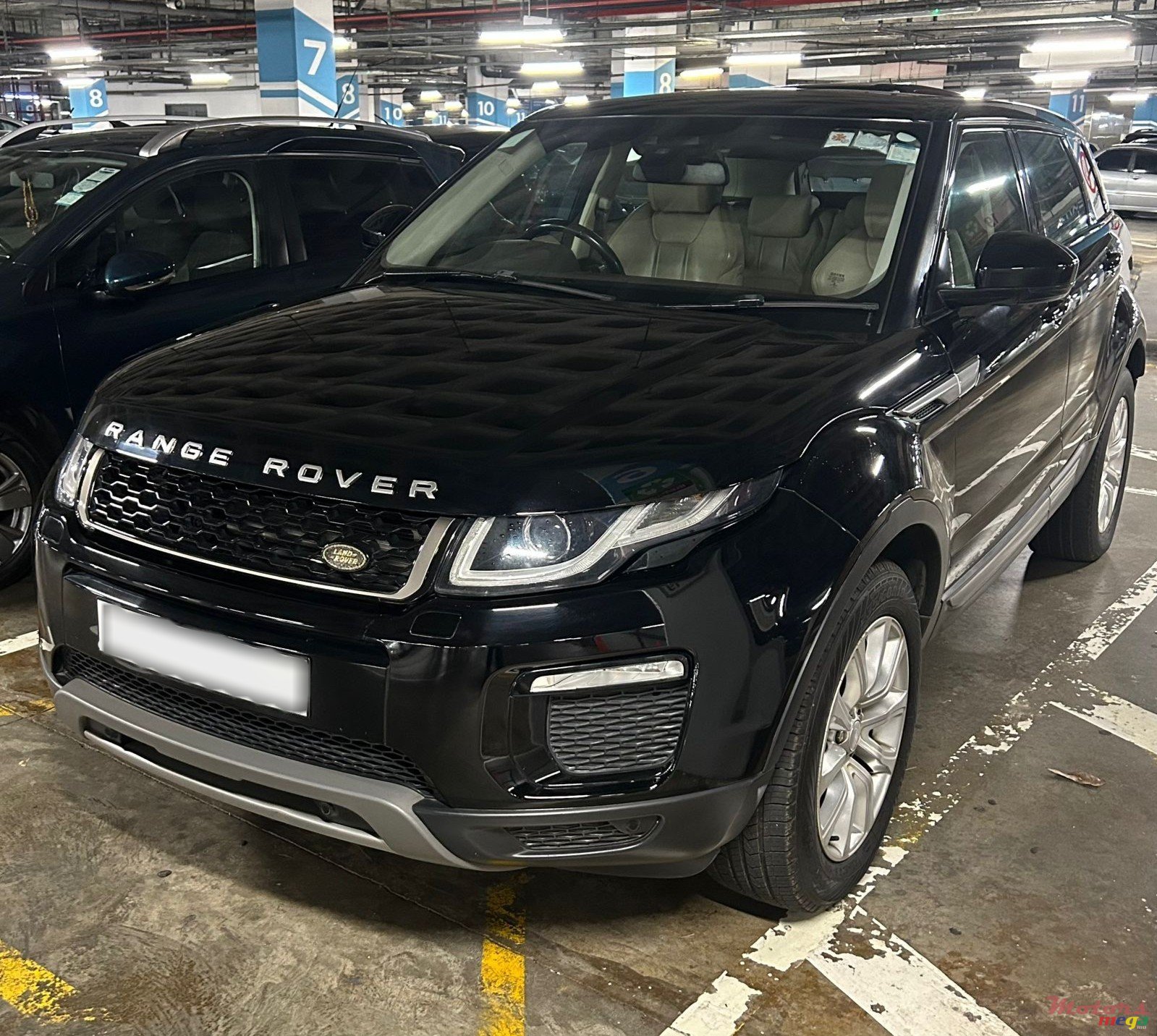 2018' Land Rover Range Rover Evoque photo #1