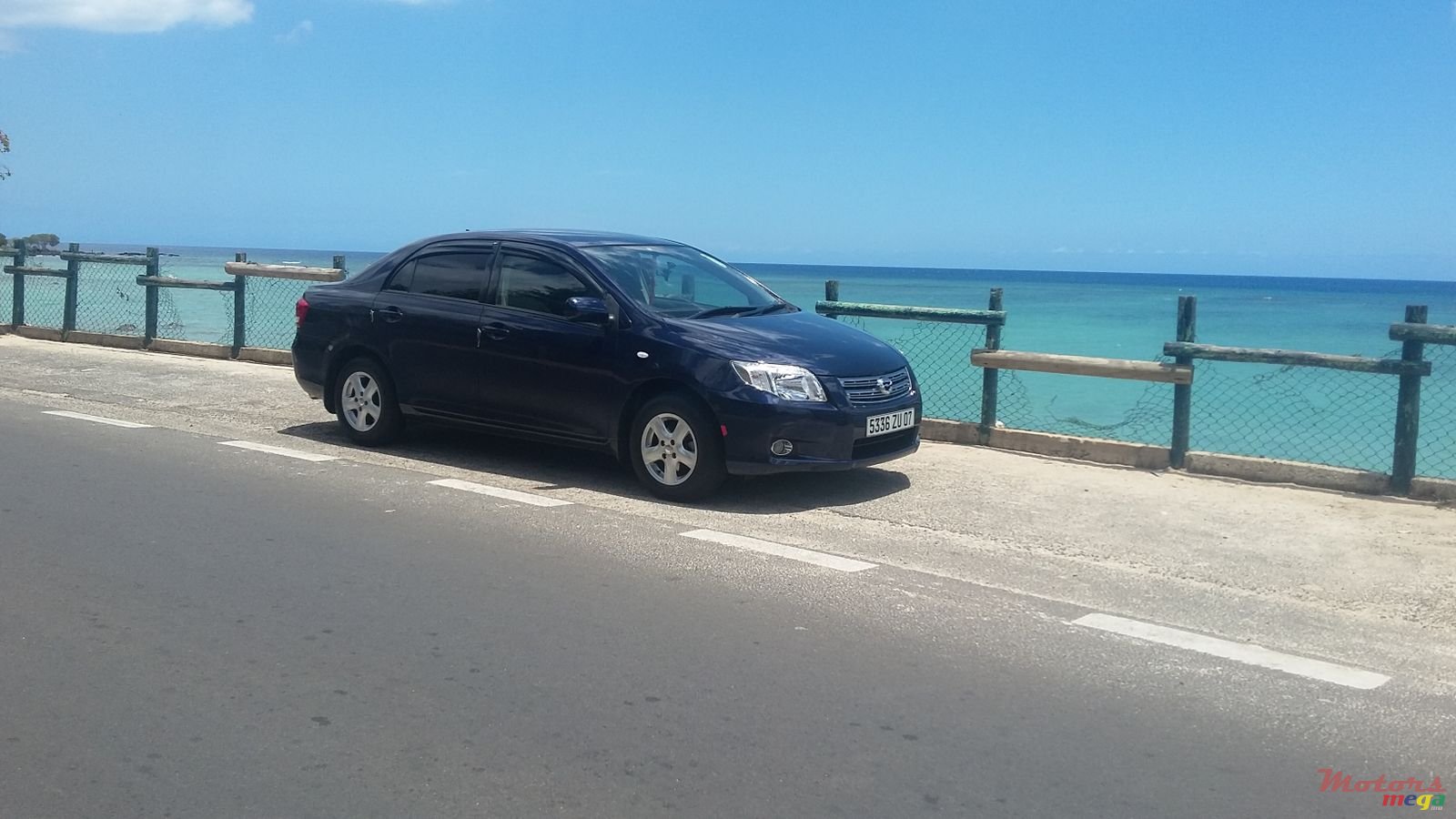 2007' Toyota Axio photo #3