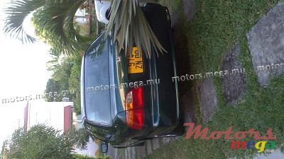 2000' Honda photo #3