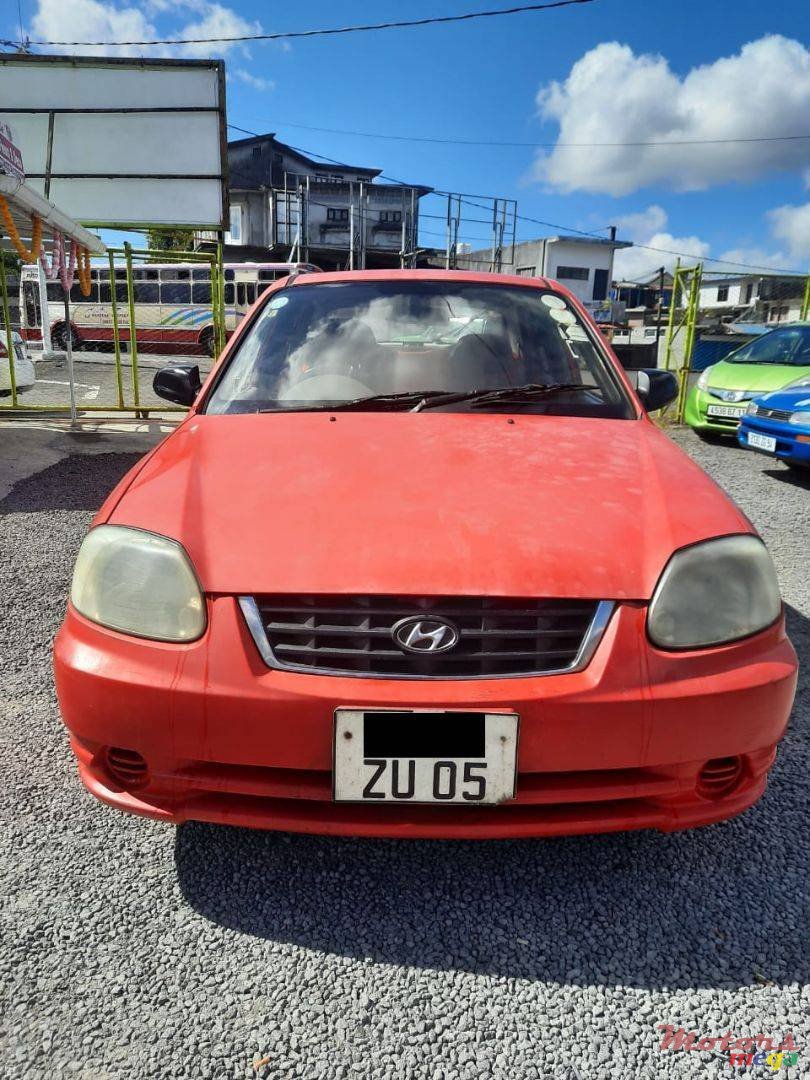 2005' Hyundai Accent photo #6