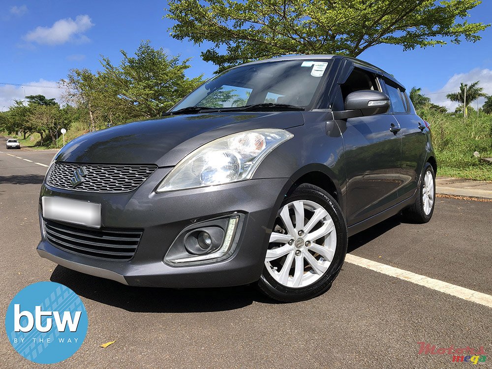 2016' Suzuki Swift (Japan) photo #2