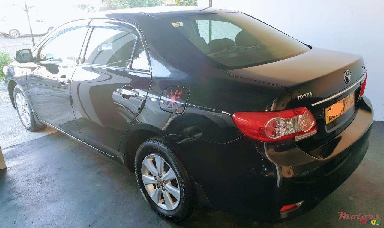 2013' Toyota Corolla photo #4