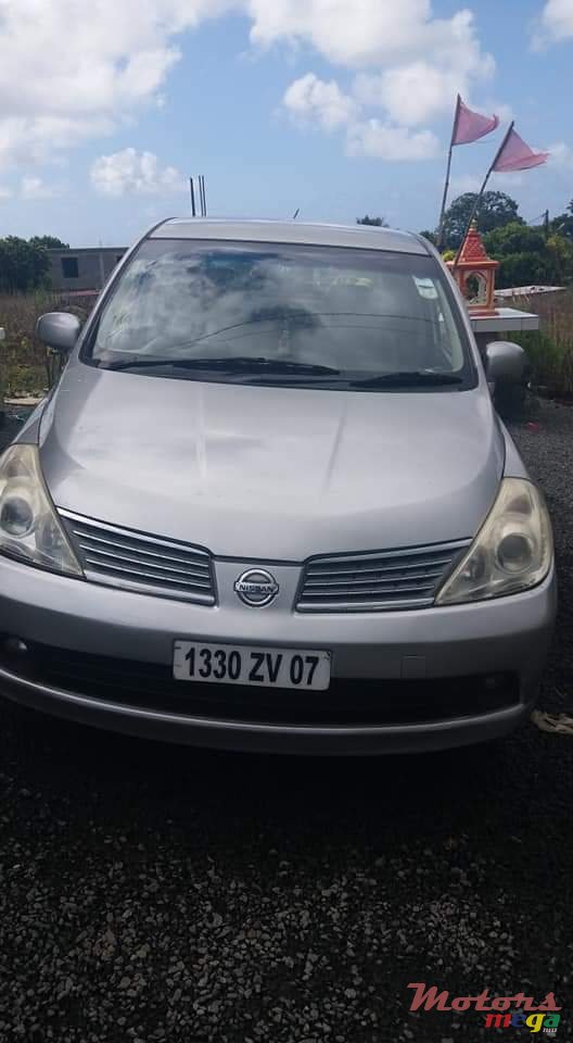 2007' Nissan Tiida photo #2