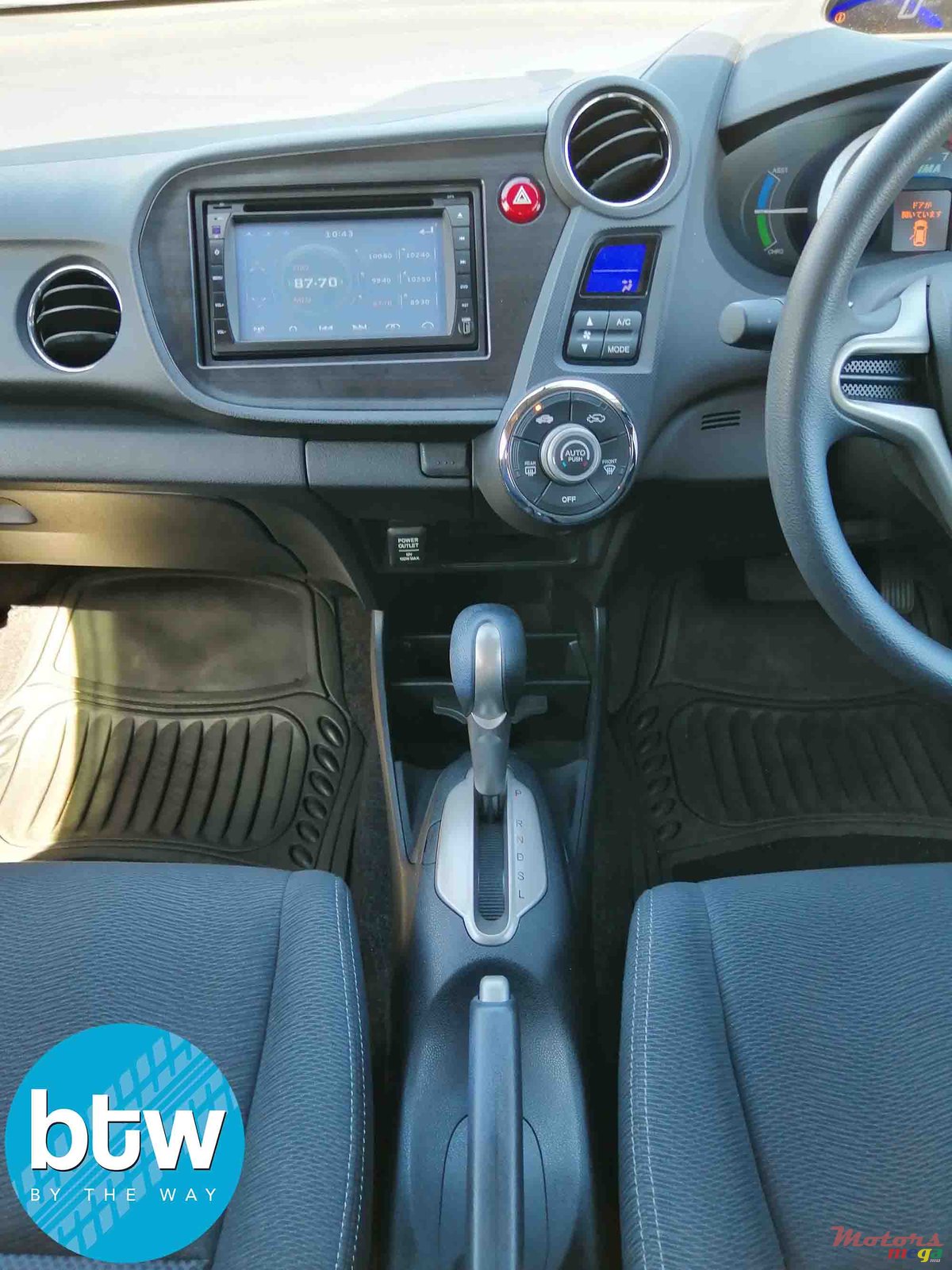 2011' Honda Insight Hybrid photo #4