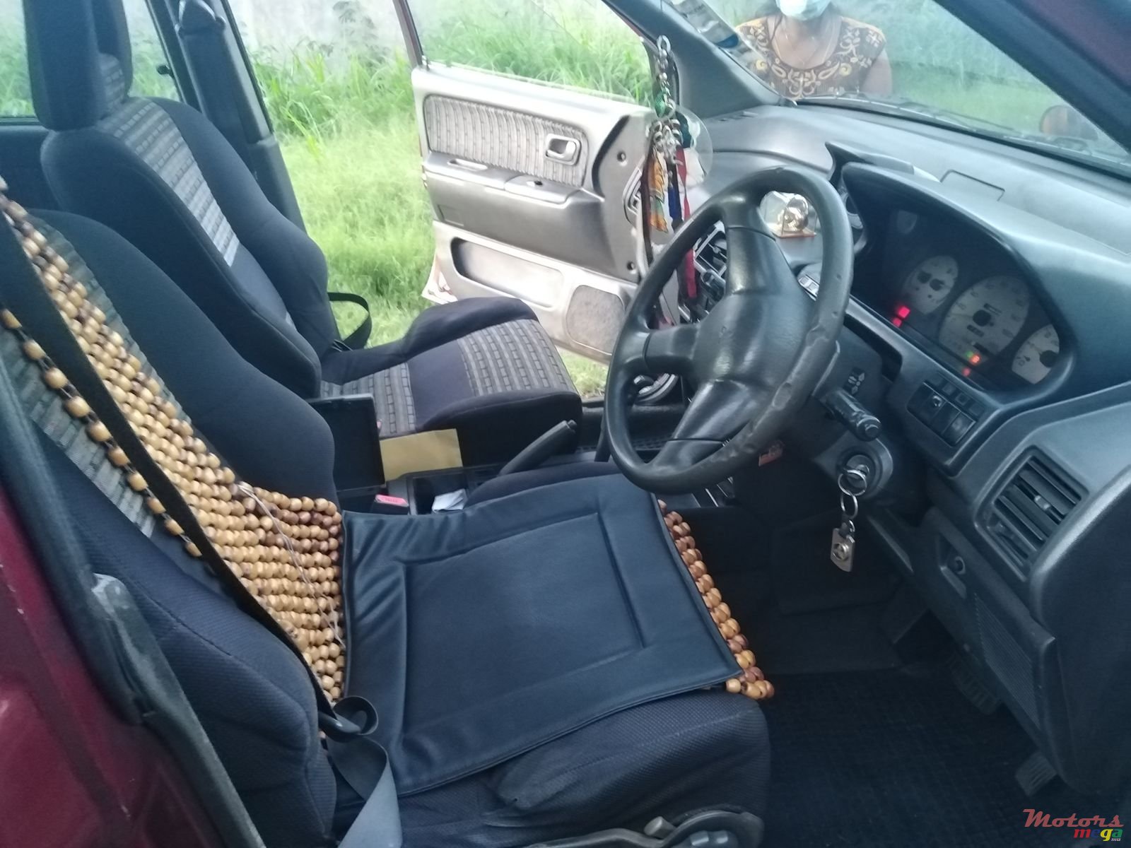 1995' Mitsubishi RVR photo #6