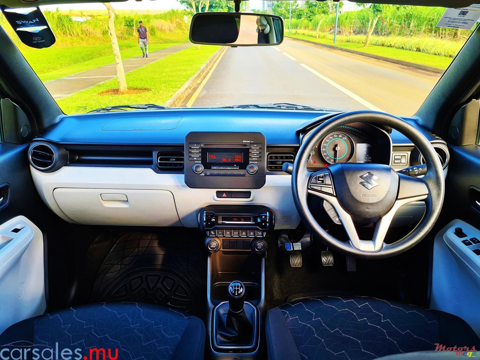 2018' Suzuki Ignis 1.2 GLX photo #6