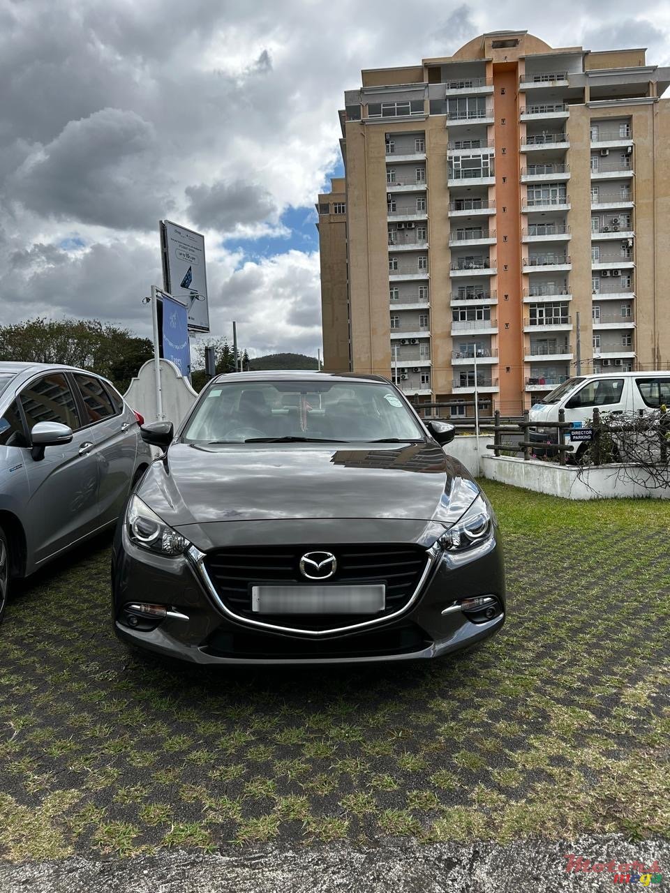 2017' Mazda 3 photo #1