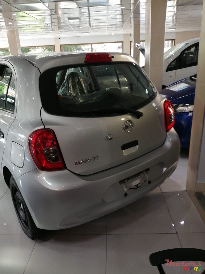 2017' Nissan March photo #3