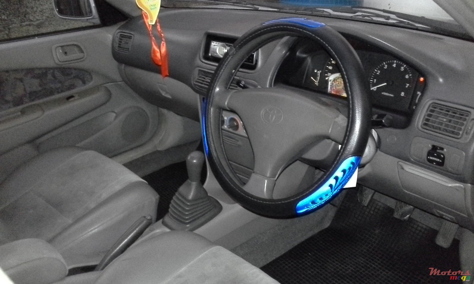 1999' Toyota Corolla photo #3