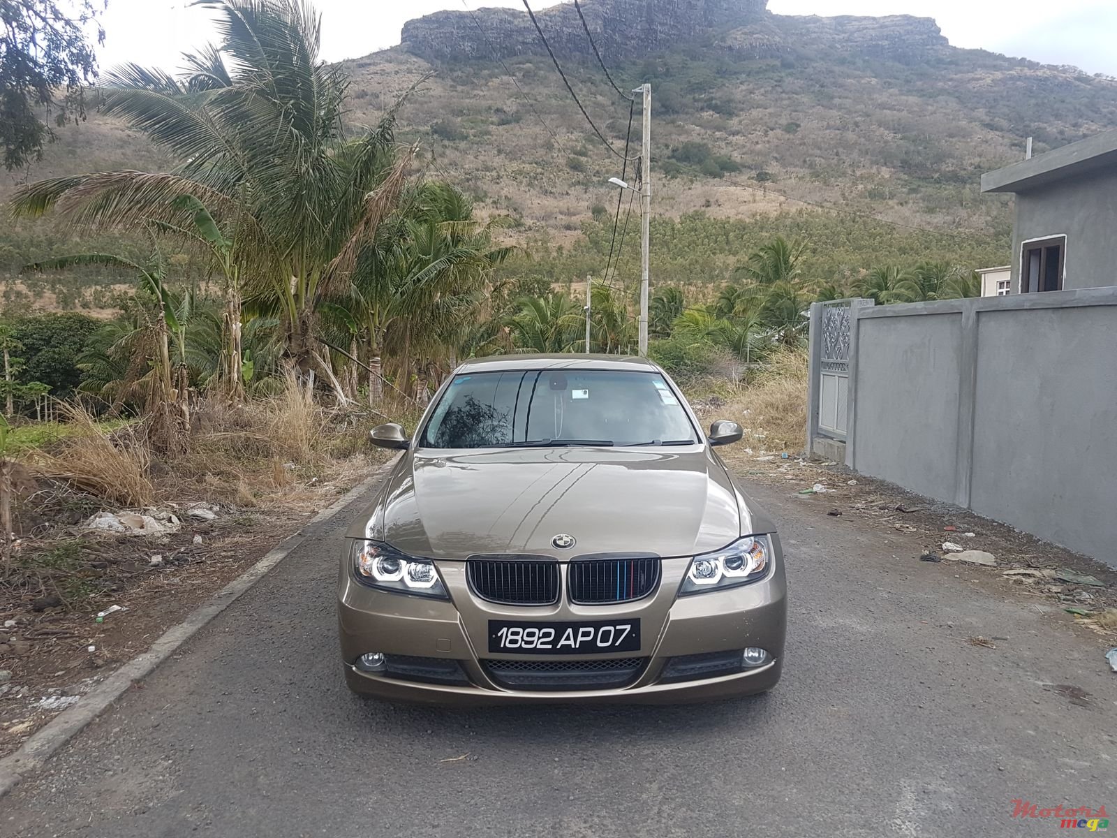 2007' BMW 316 photo #3