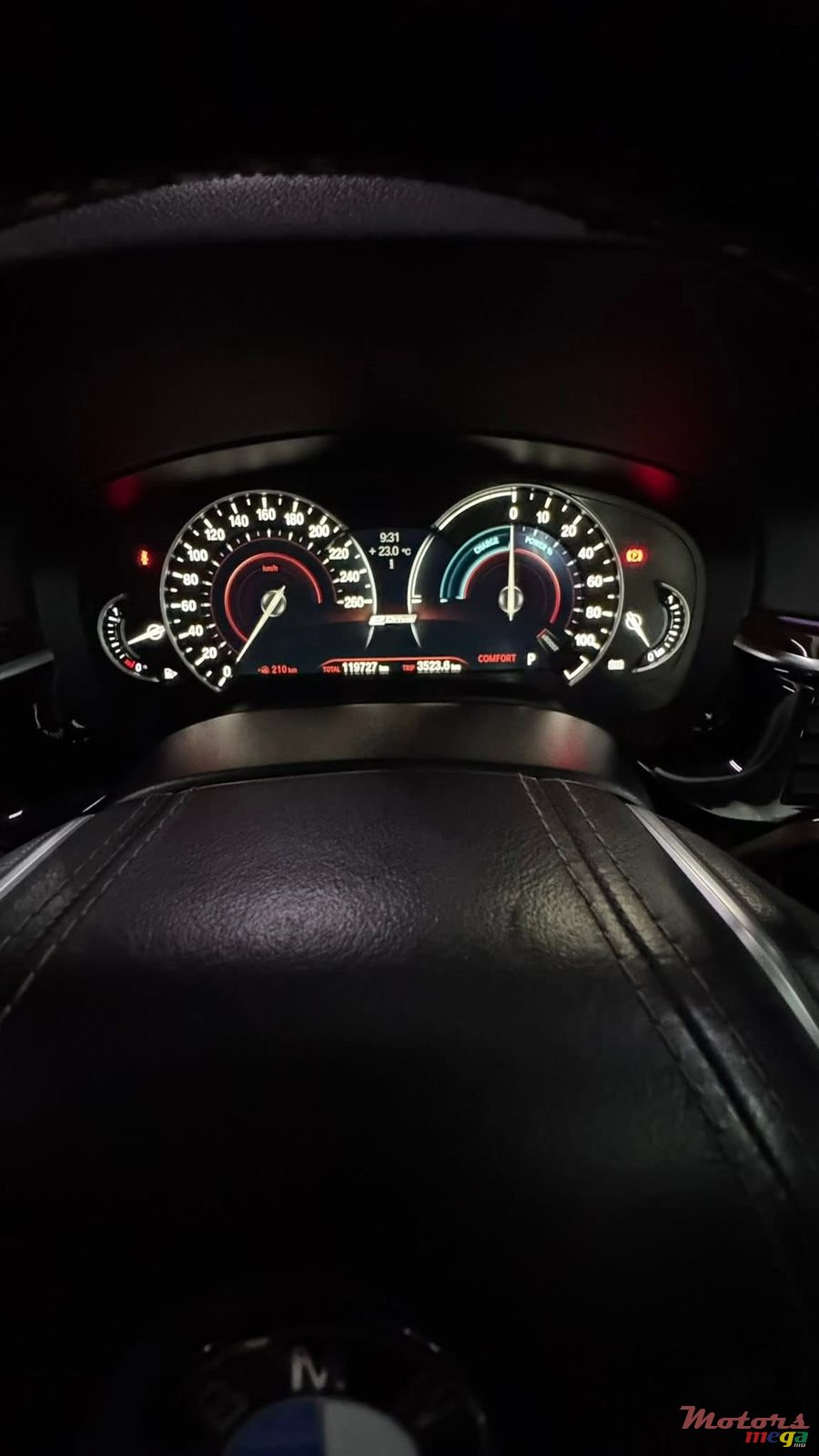 2019' BMW 530 photo #6