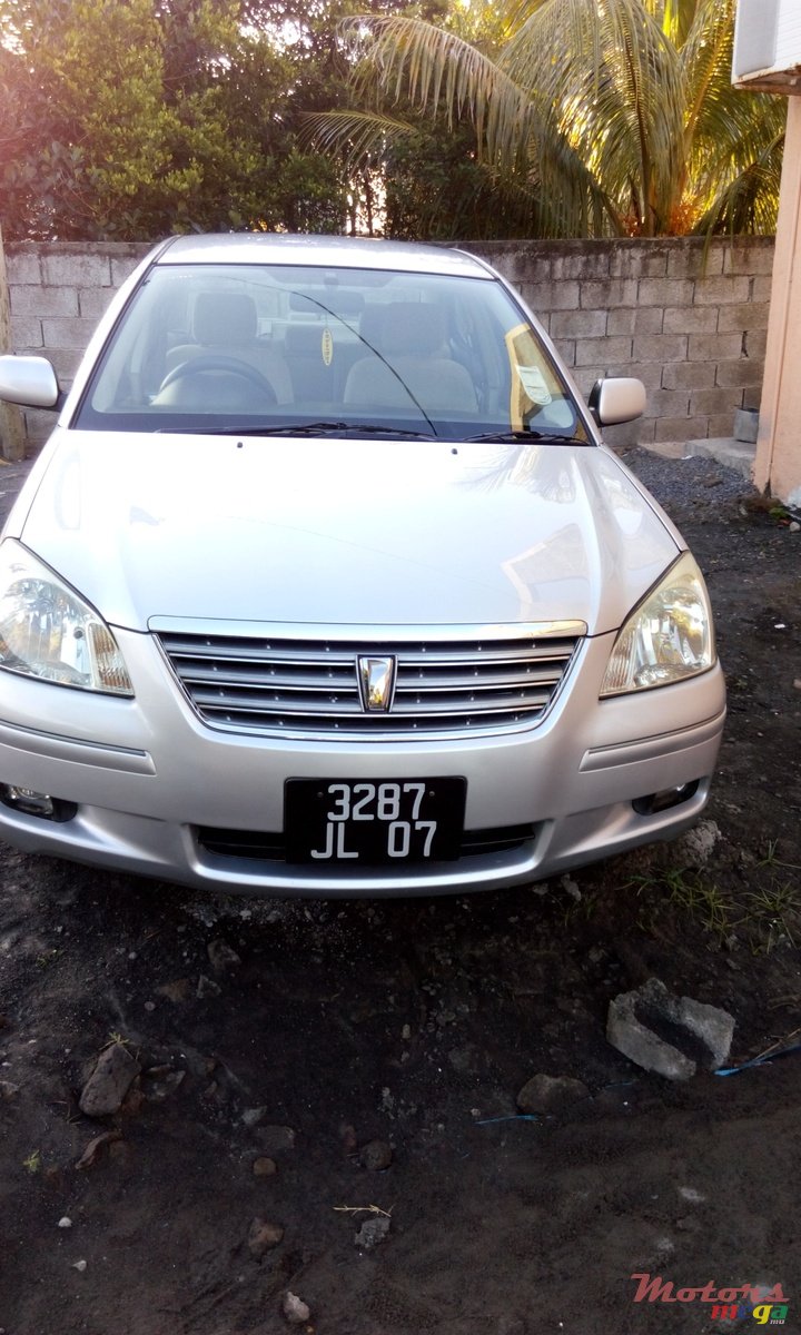 2007' Toyota Premio photo #1