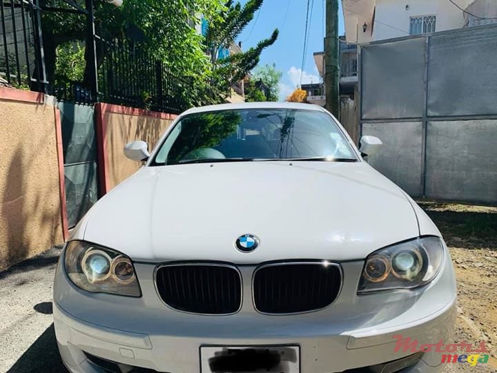 2011' BMW 116 photo #1