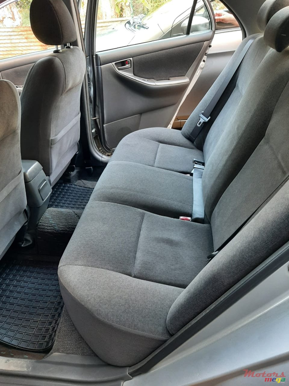 2003' Toyota Corolla photo #5