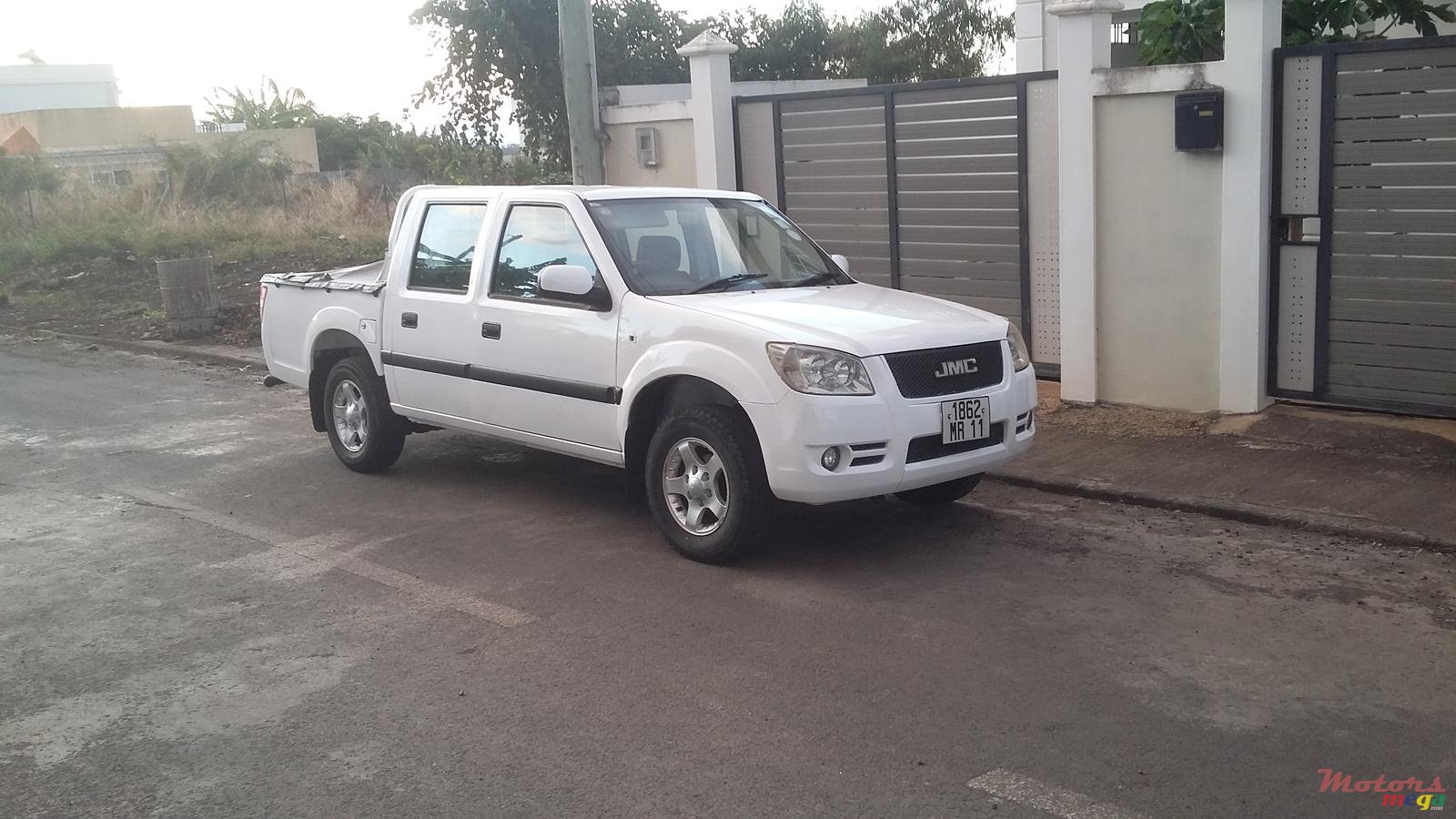 2011' JMC Double Cab Pick Up photo #2