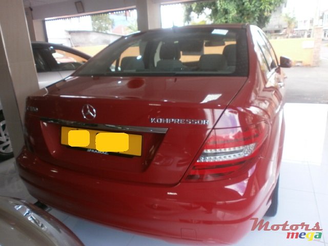 2012' Mercedes-Benz C180 Kompressor photo #2