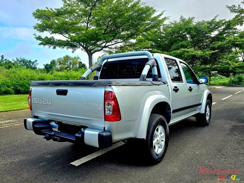 2011' Isuzu Pick up KB 250 Turbo photo #4