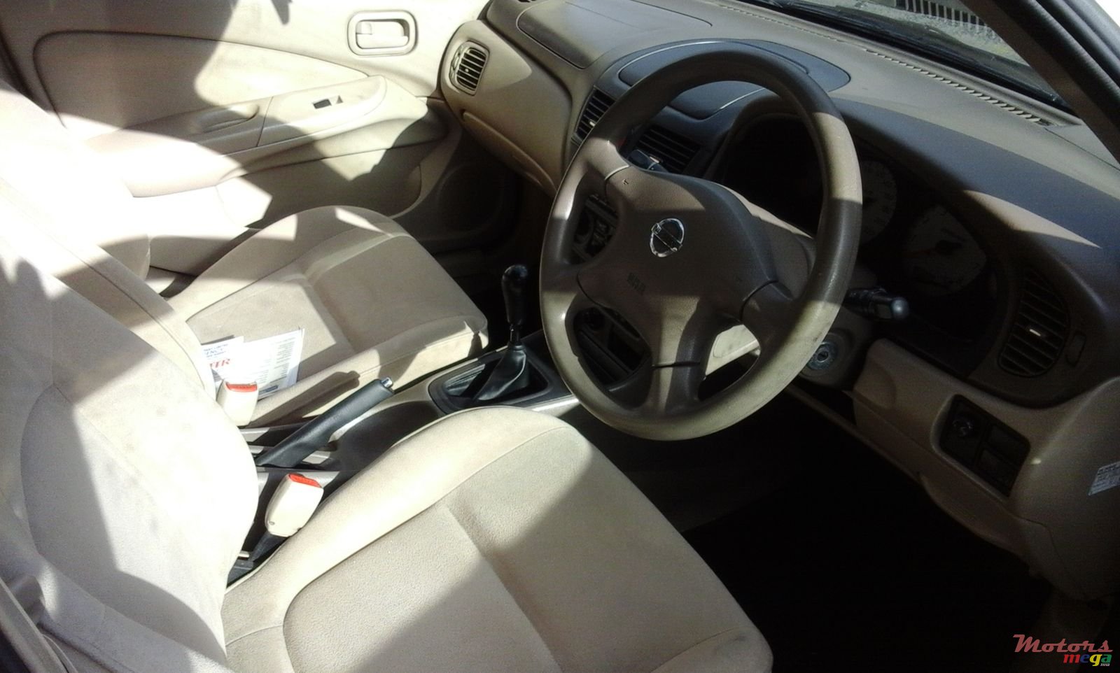 2006' Nissan Sunny photo #3