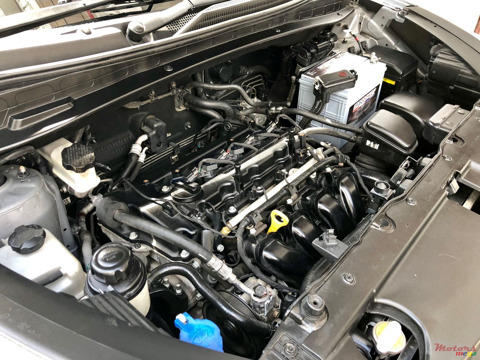 2011' Hyundai ix35 4WD photo #4