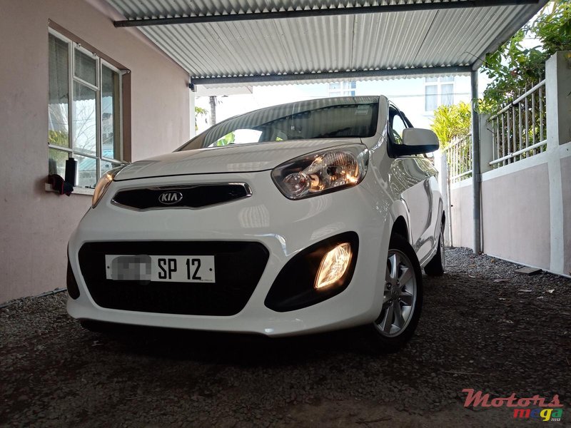 2012' Kia Picanto Automatic photo #1