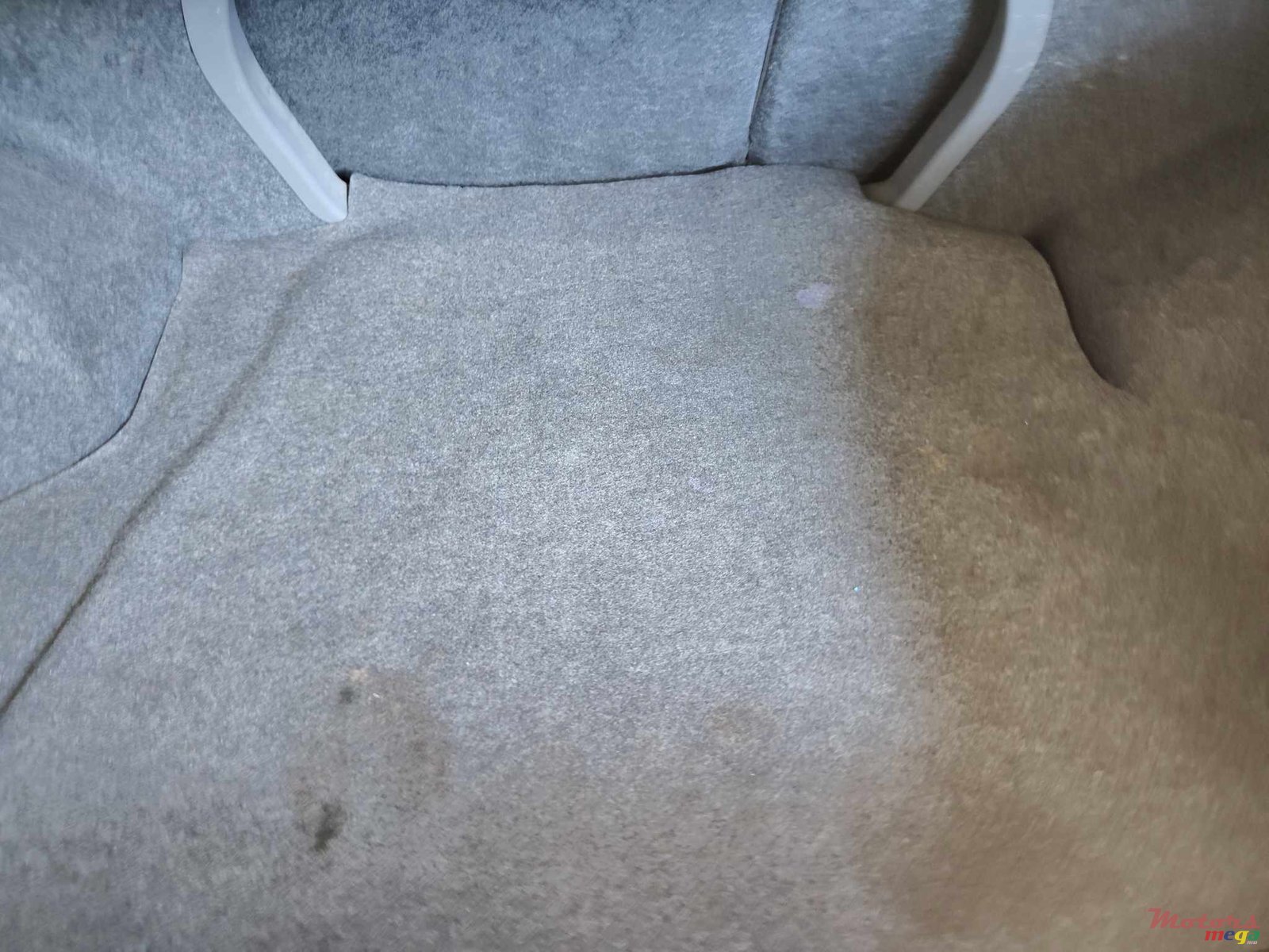 2004' Mitsubishi Lancer photo #4