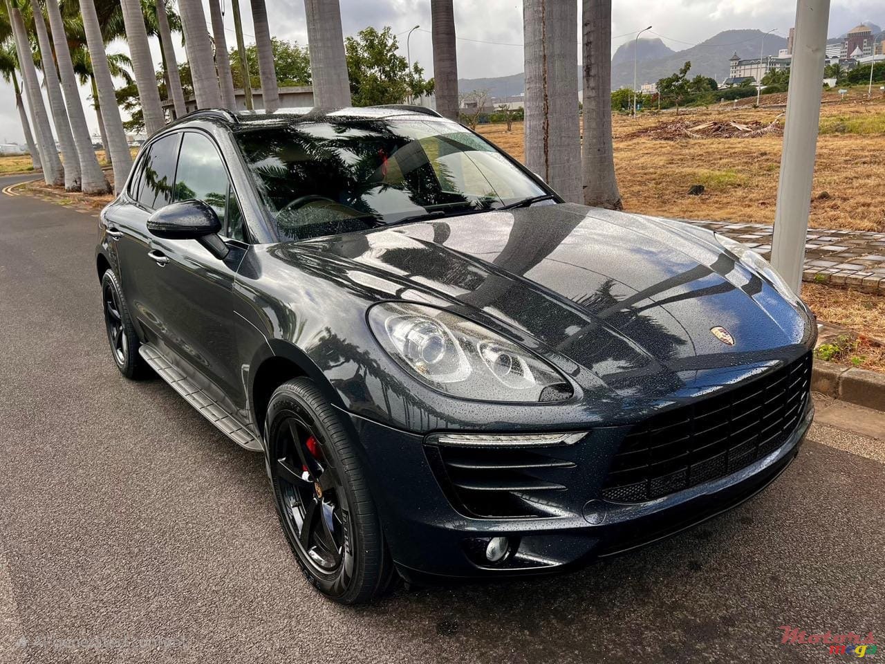 2017' Porsche Macan photo #4