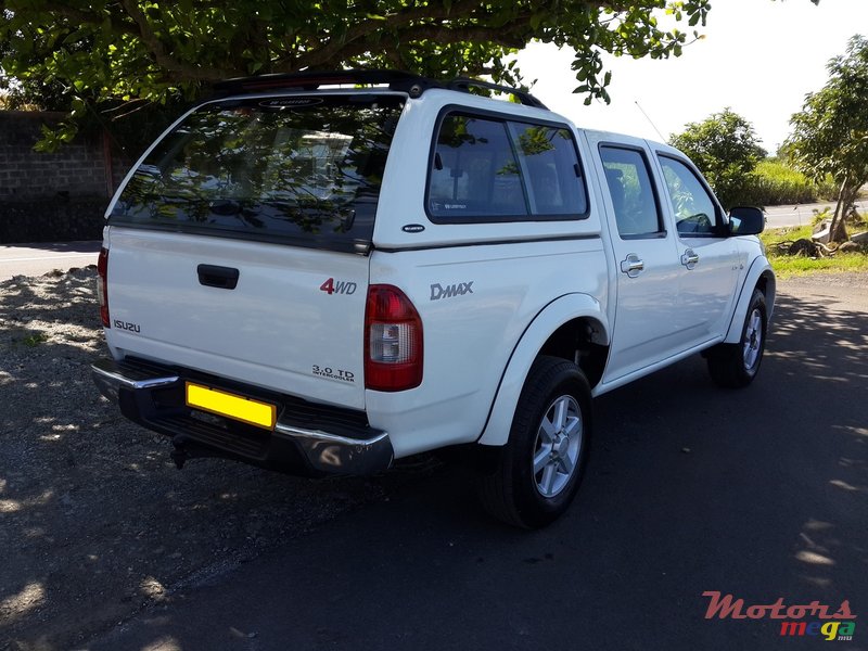 2003' Isuzu DMAX (LS) 4x4 photo #3