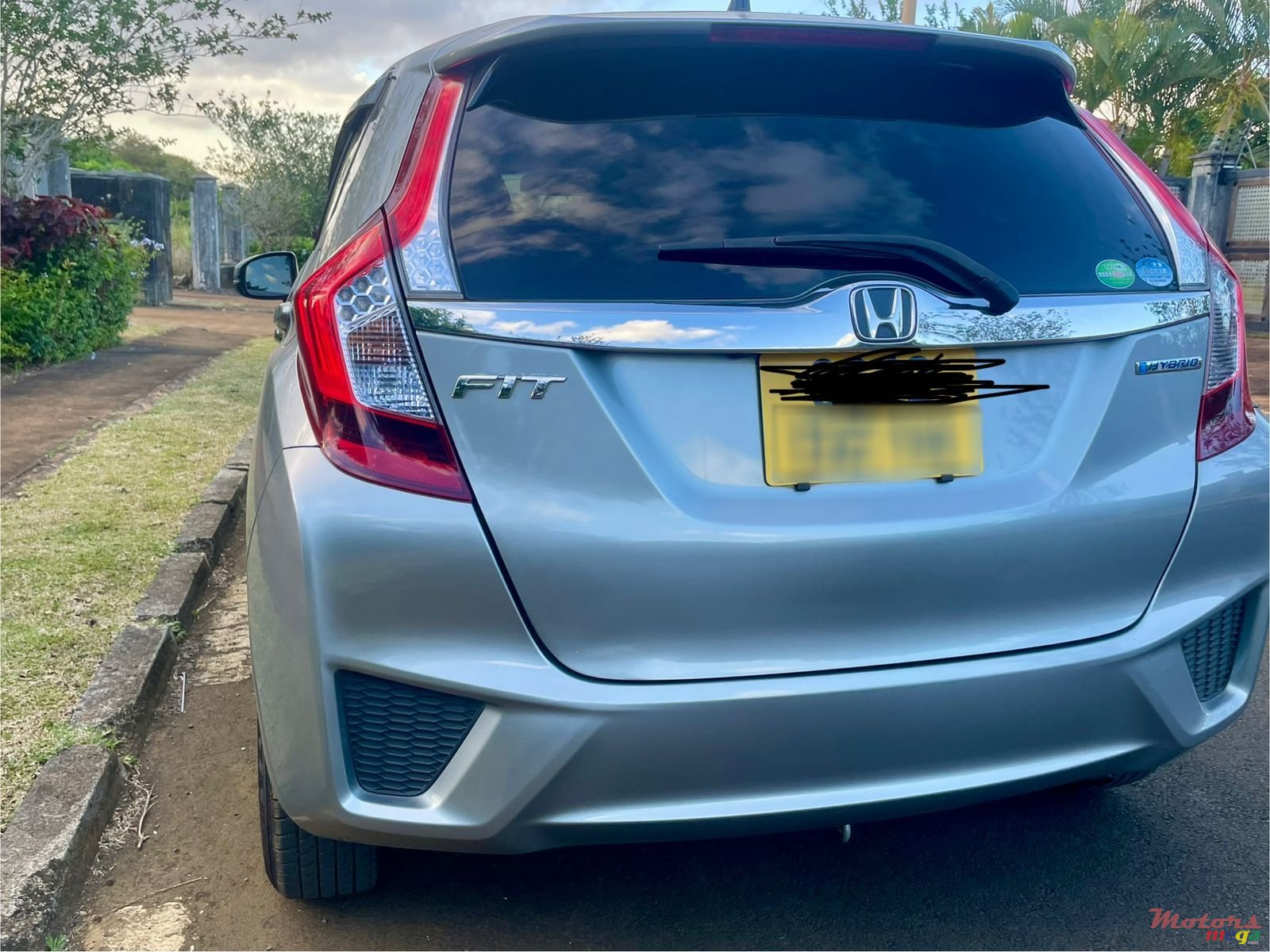 2014' Honda Fit Hybride photo #6