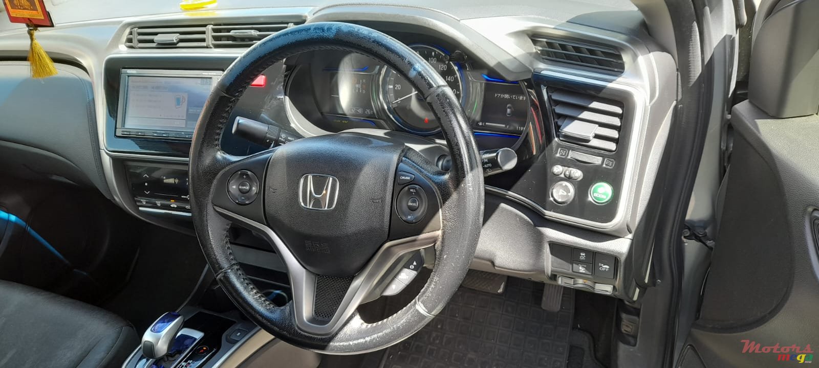 2016' Honda Model: Grace photo #3