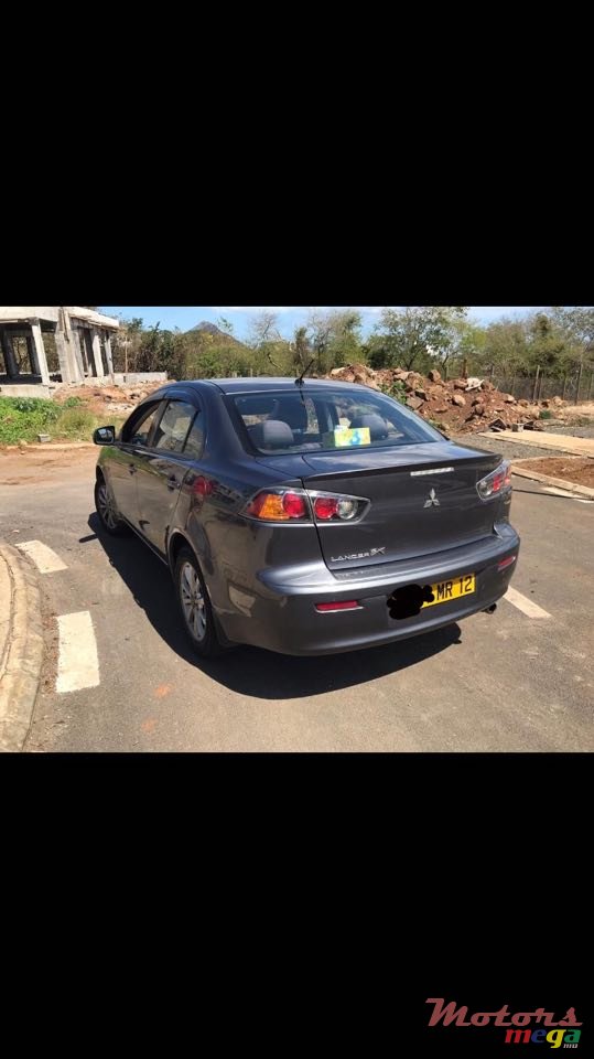 2012' Mitsubishi Lancer X photo #3