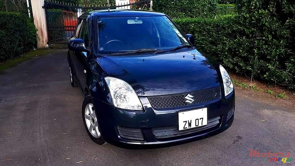 2007' Suzuki Swift photo #2