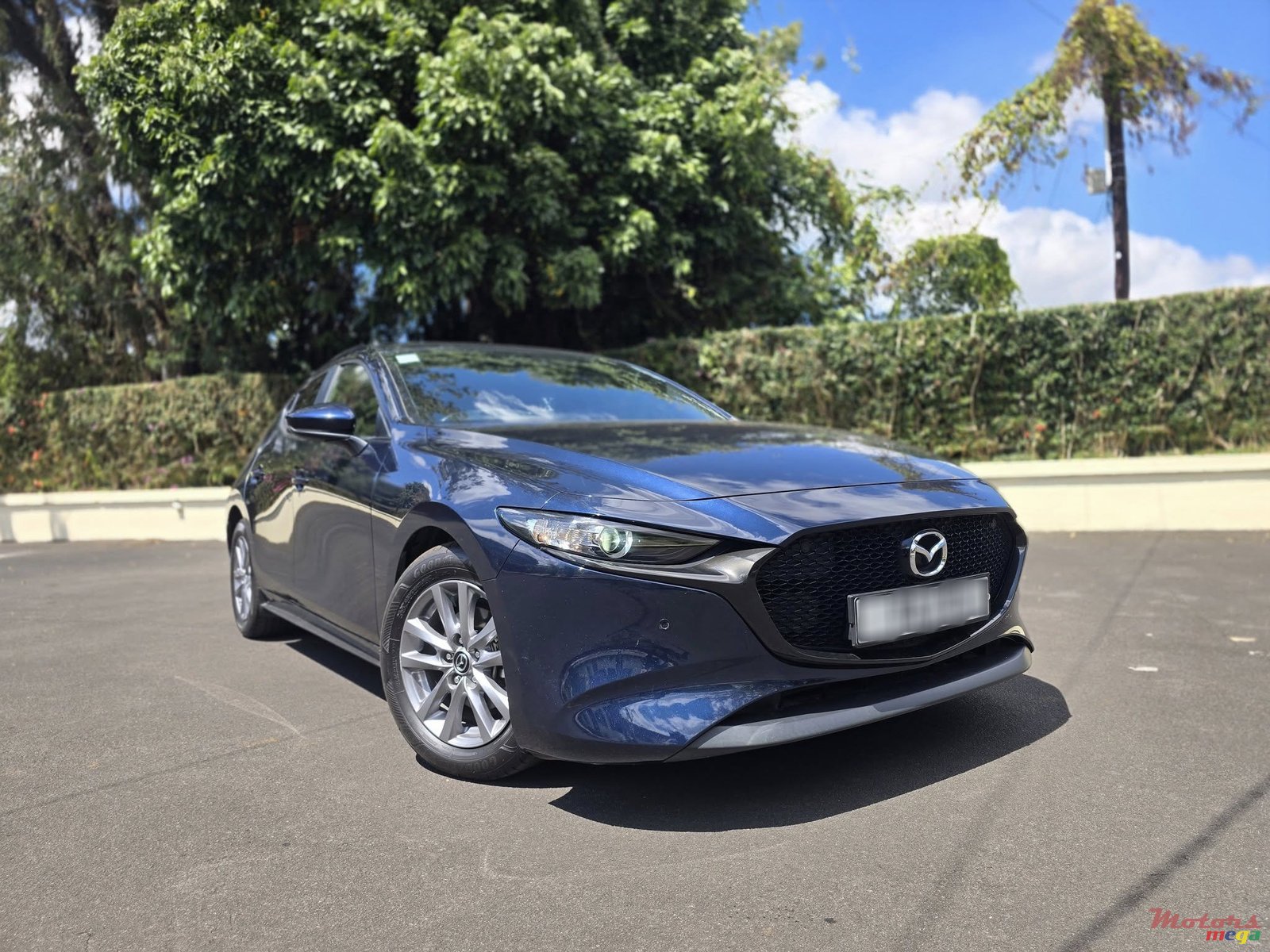2022' Mazda 3 photo #1