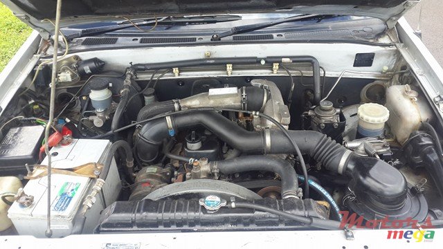 2000' Isuzu 4*4 photo #7