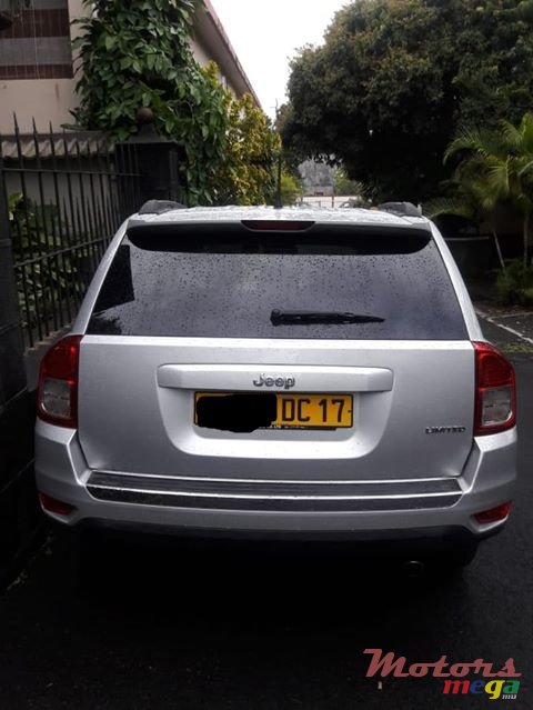 2017' Jeep Compass photo #2