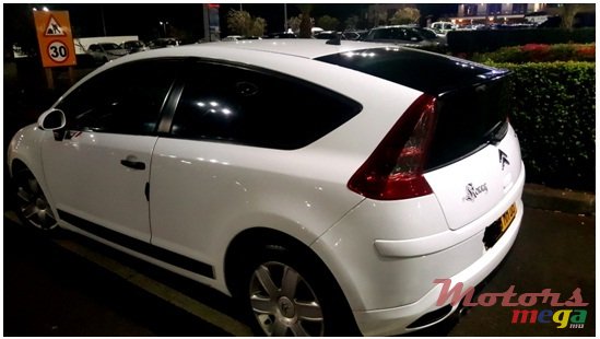 2008' Citroen C4 coupé sport photo #3