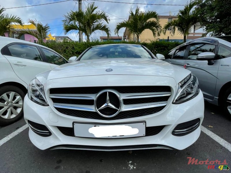 2014' Mercedes-Benz C-Class photo #2