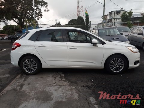 2012' Citroen C4 photo #4